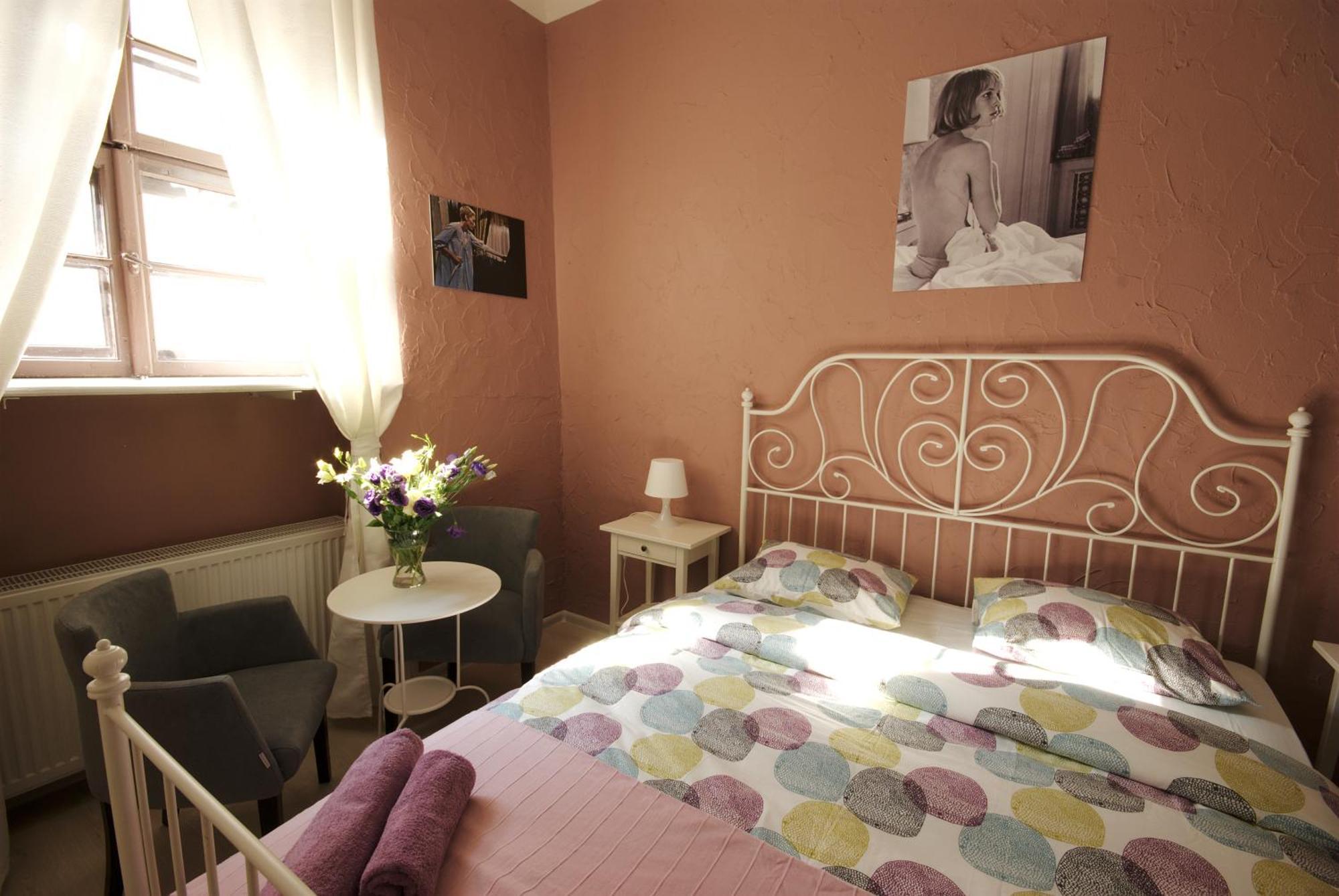Rosemary's Private Ensuite In Old Town
