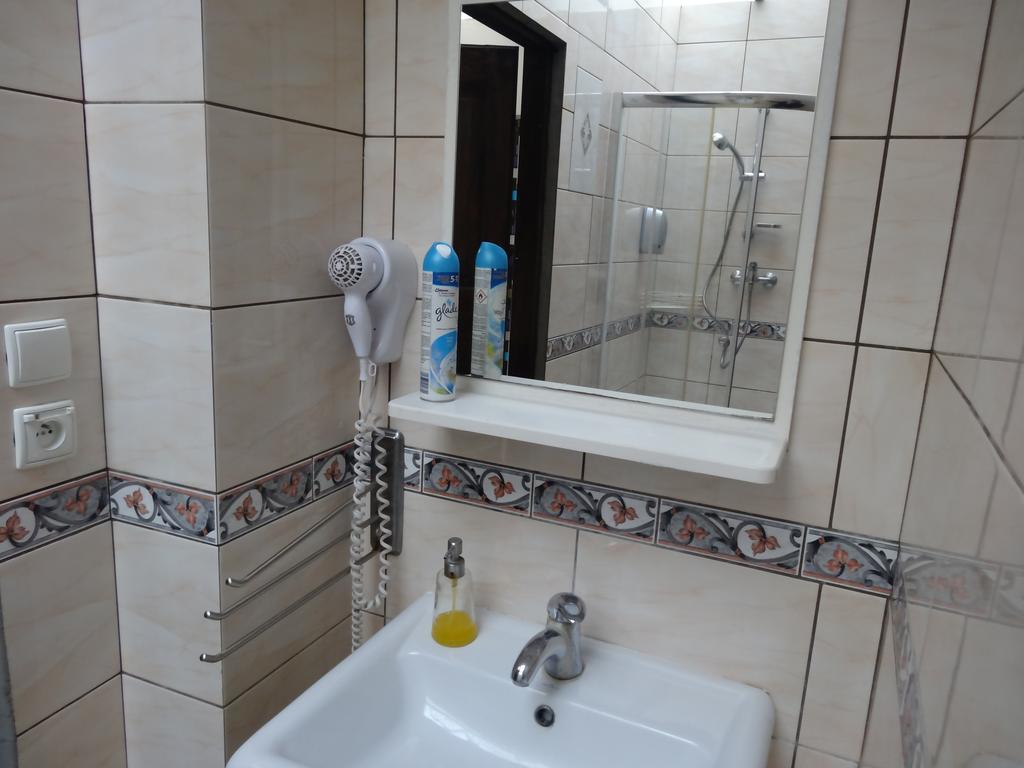 Hostel Rosemary's Private Ensuite In Old Town Posen