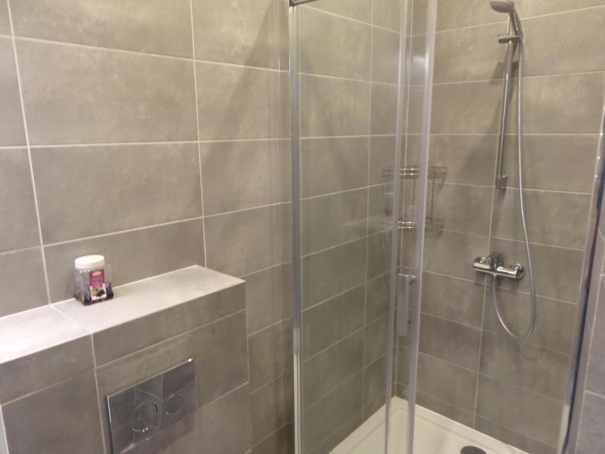 Rosemary's Private Ensuite In Old Town