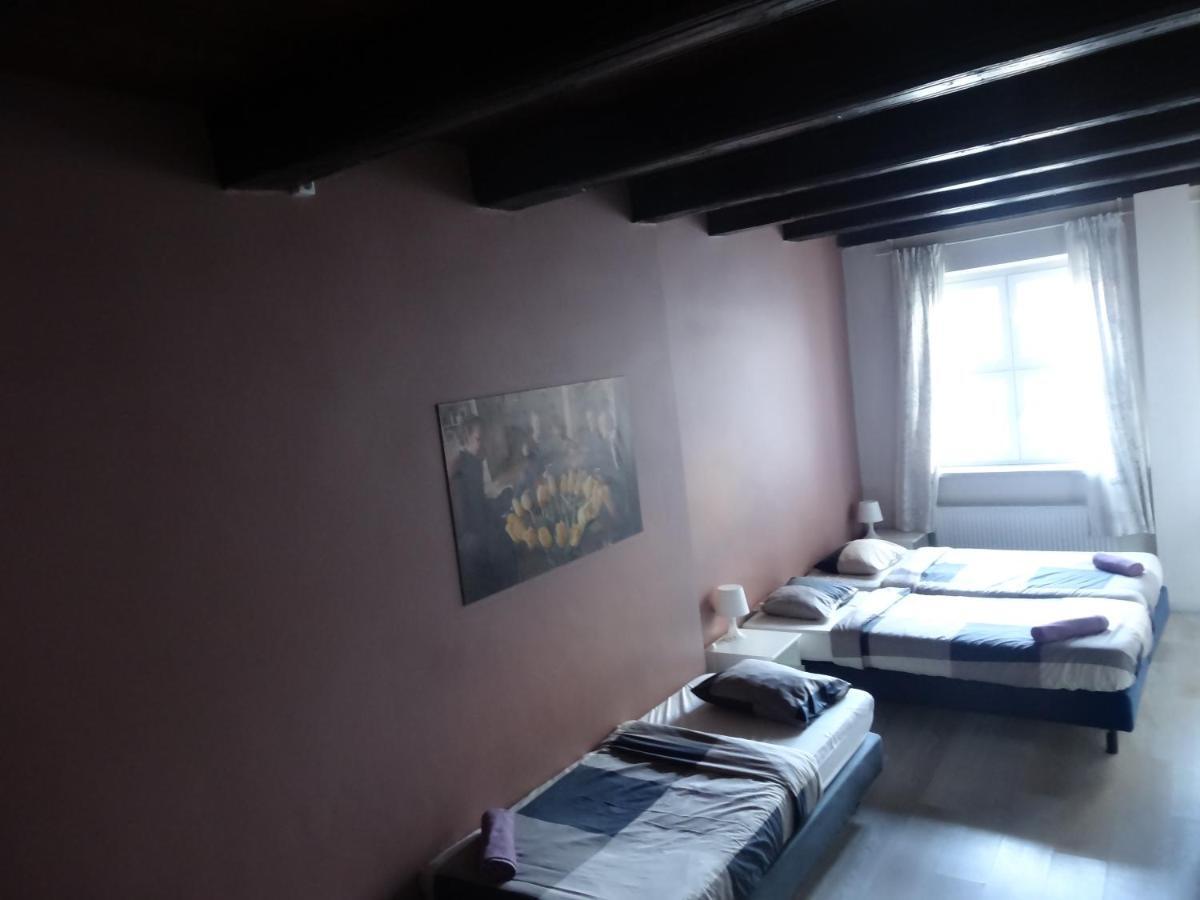 Rosemary's Private Ensuite In Old Town Hostel Posen