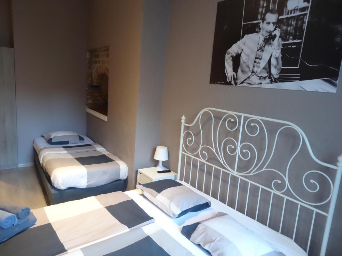 Rosemary's Private Ensuite In Old Town Hostel